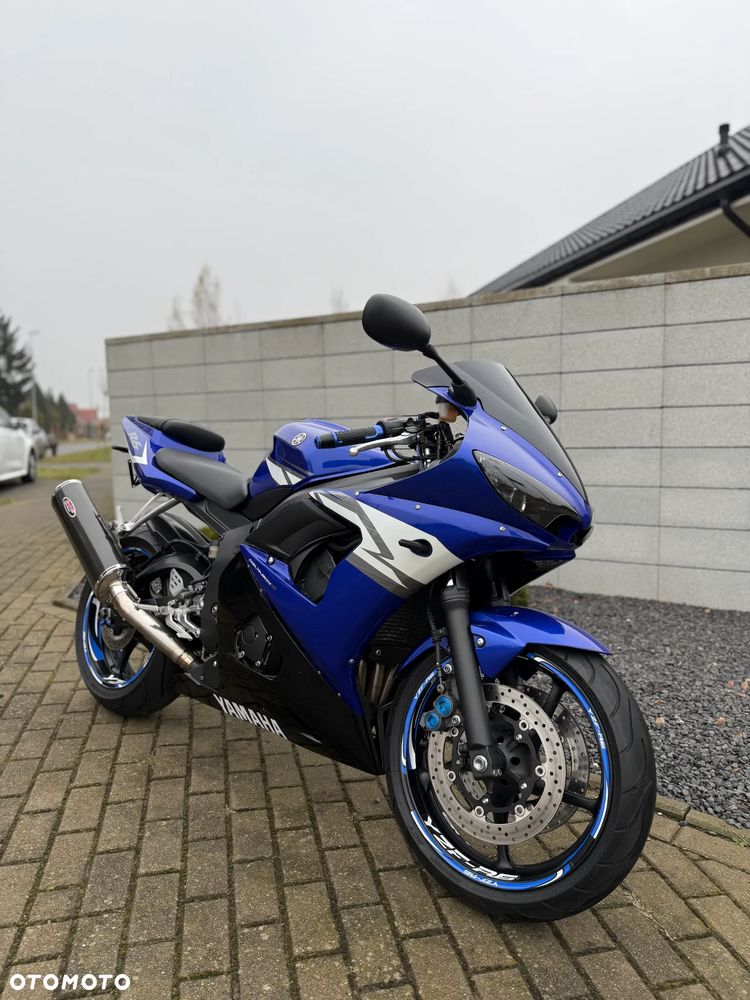 Yamaha R6 - 2