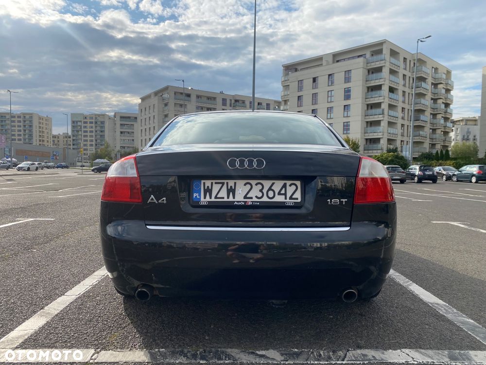 Audi A4 Limousine - 7