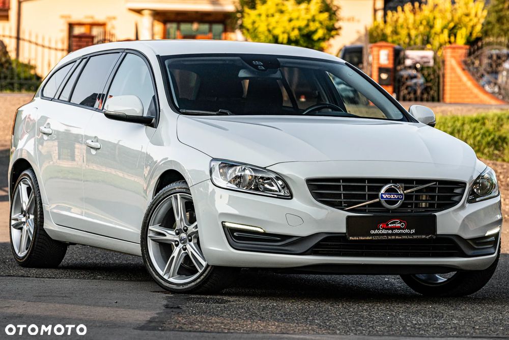 Volvo V60 D3 Kinetic - 7