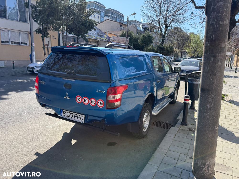 Mitsubishi L200 Pick Up 4x4 S&S Double Cab Basis - 11