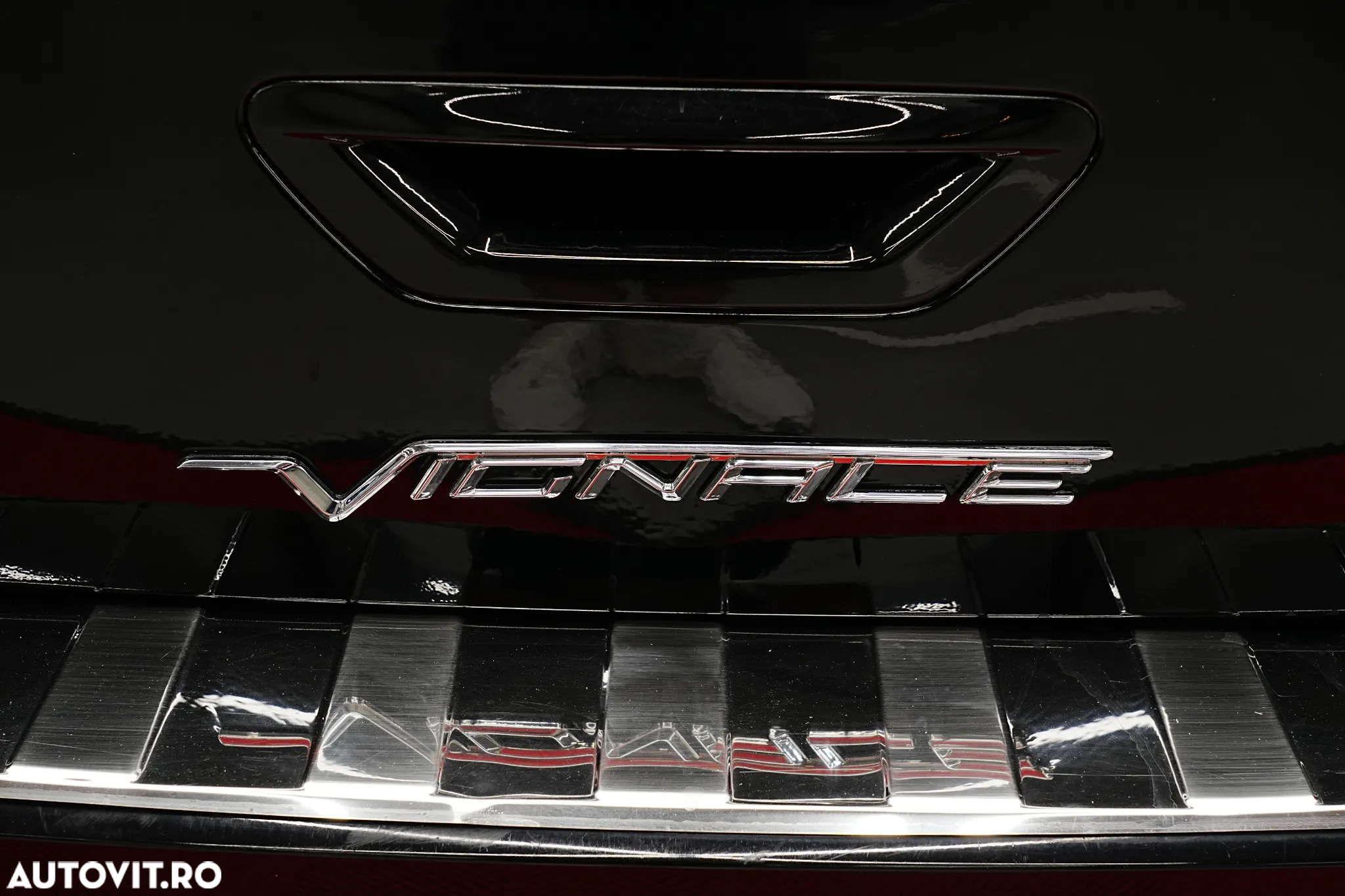 Ford Edge 2.0 TDCi Bi-Turbo 4x4 Vignale - 35
