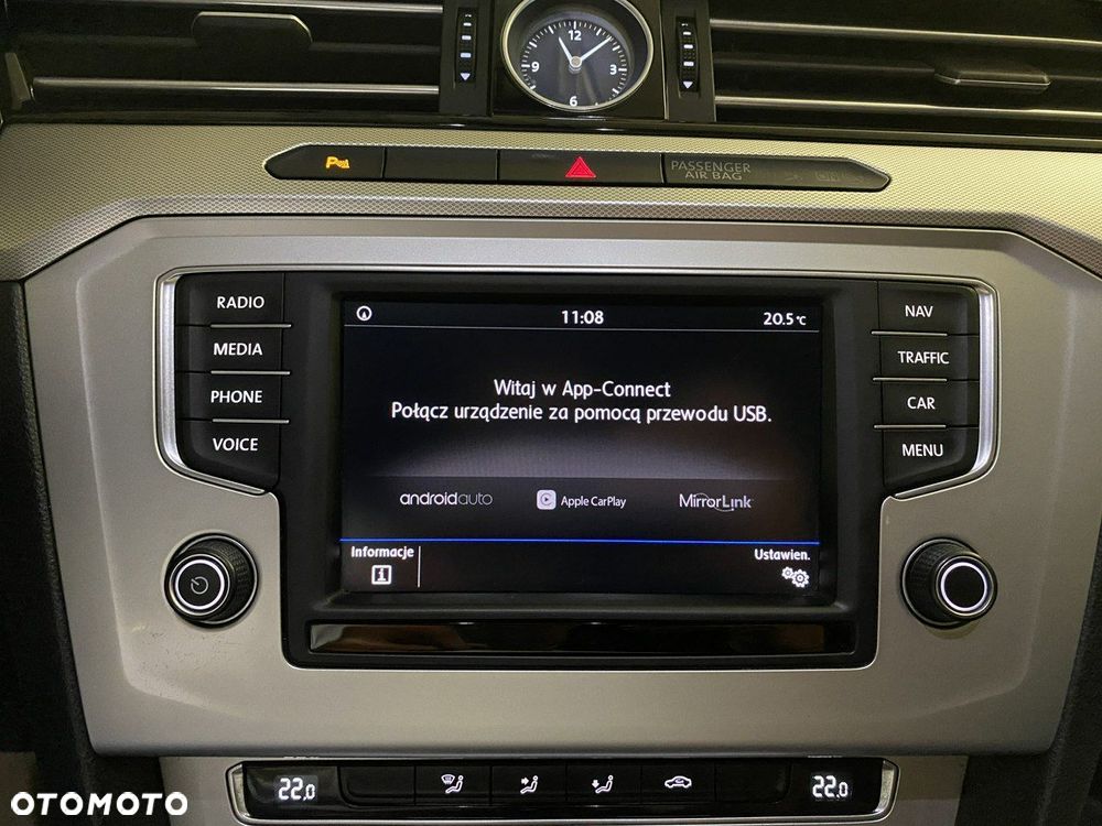 Volkswagen Passat - 22