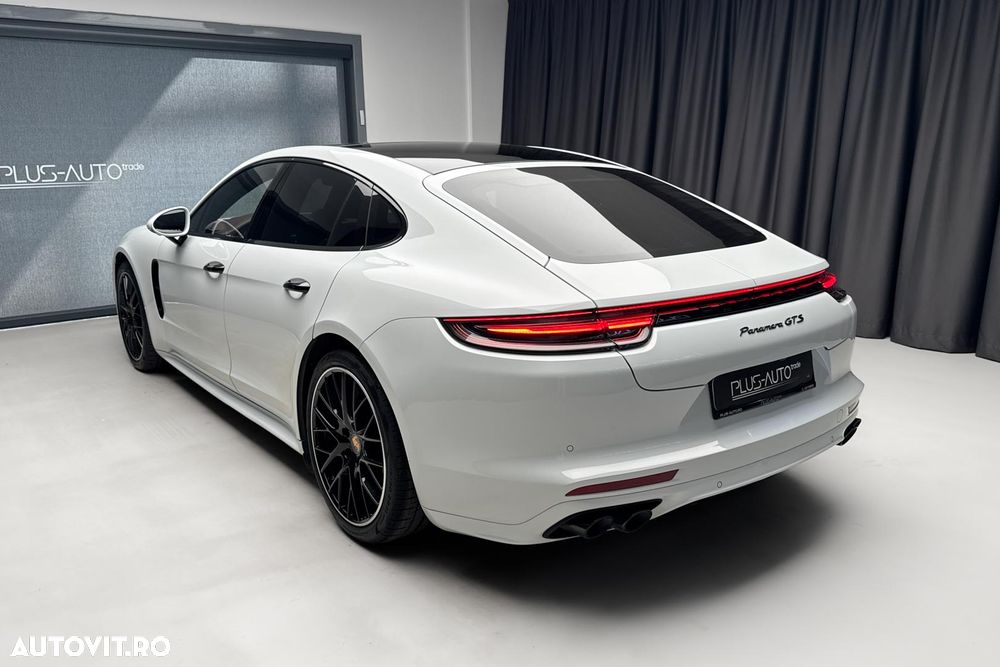 Porsche Panamera GTS - 11