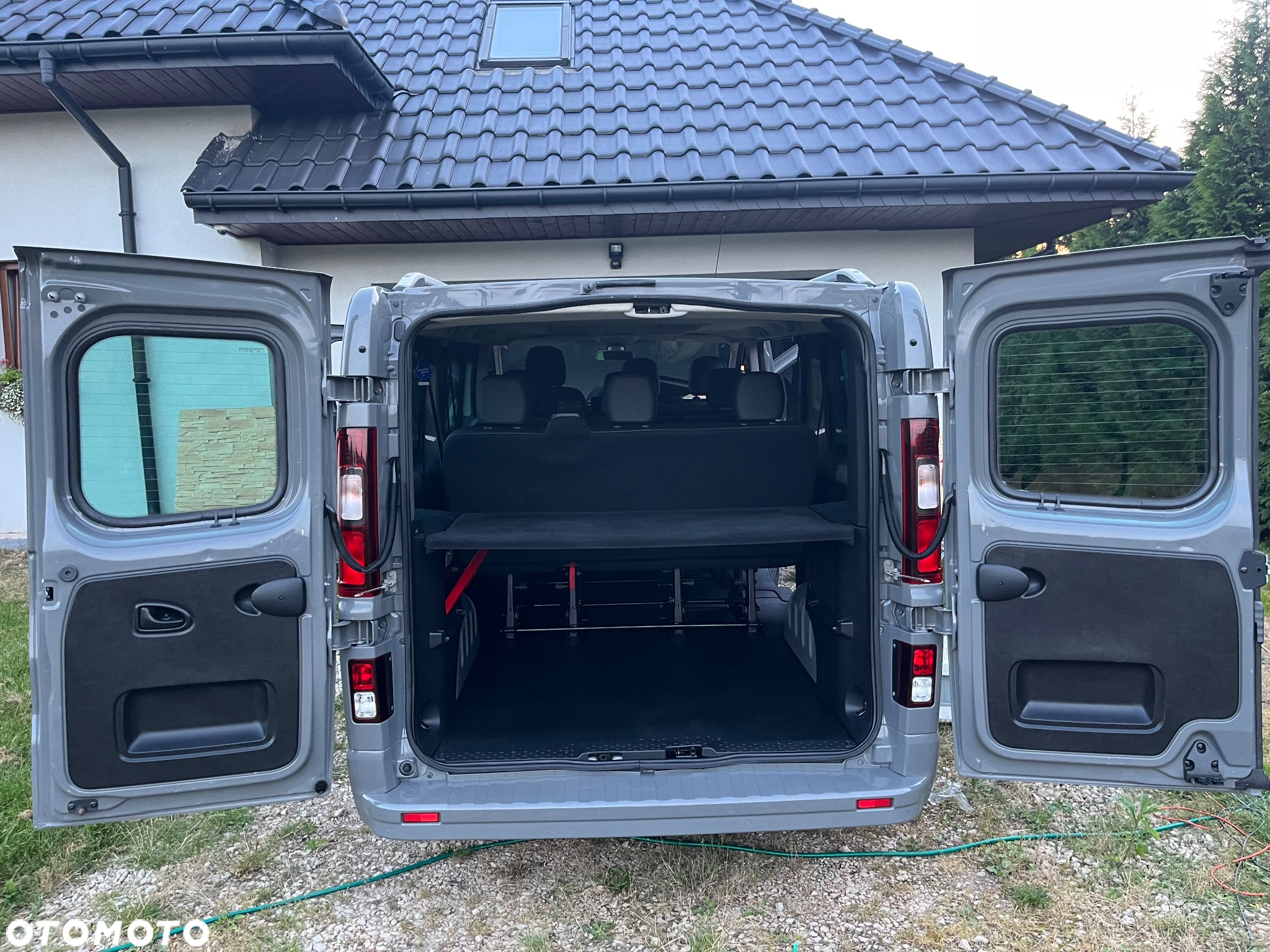 Opel Vivaro Tourer 1.6 CDTI L2 - 30