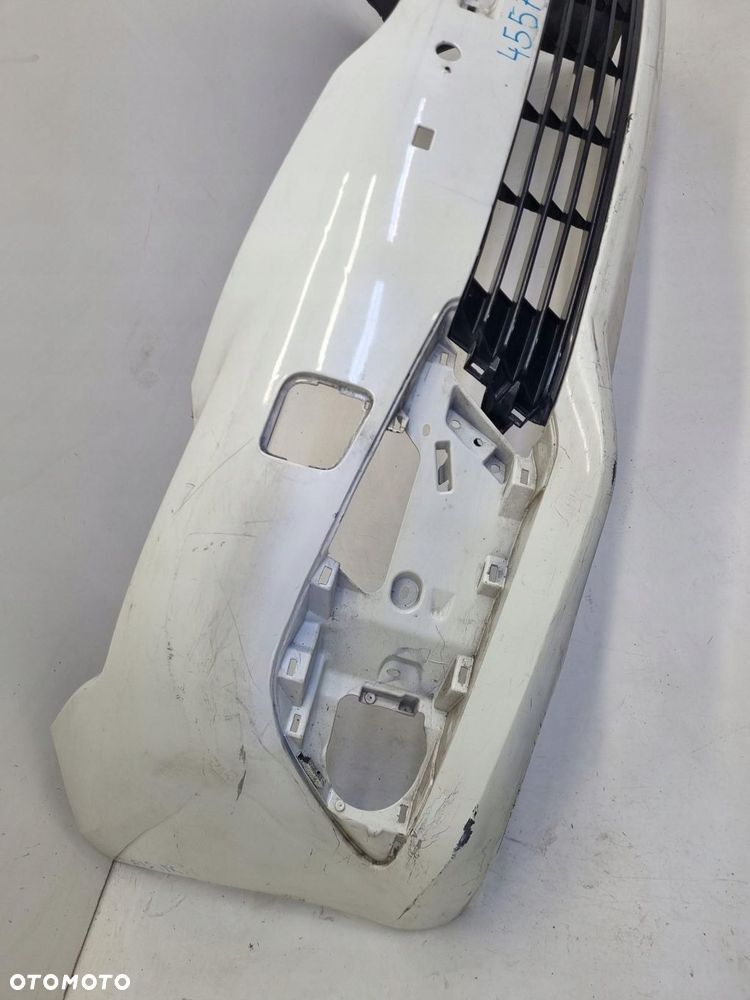 toyota auris 2 ii lift 15-18 zderzak przód przedni bez dziur - 4