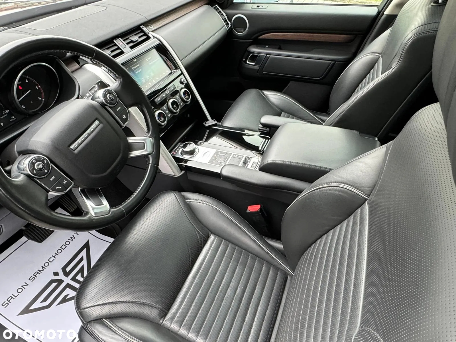 Land Rover Discovery V 2.0 TD4 HSE - 19