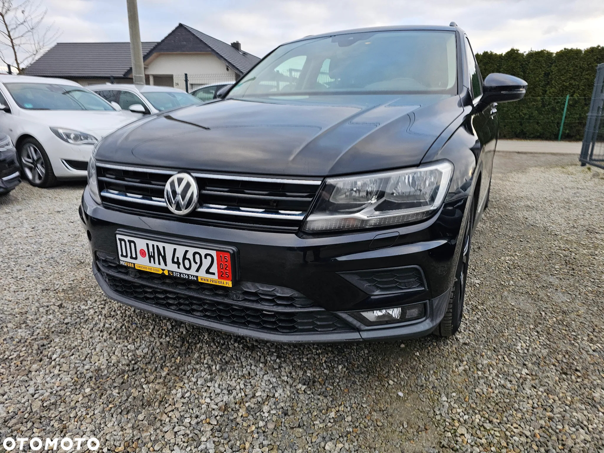 Volkswagen Tiguan - 10