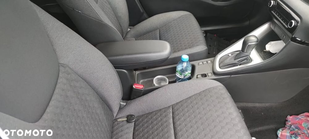 Toyota Yaris Hybrid 1.5 Premiere Edition - 5