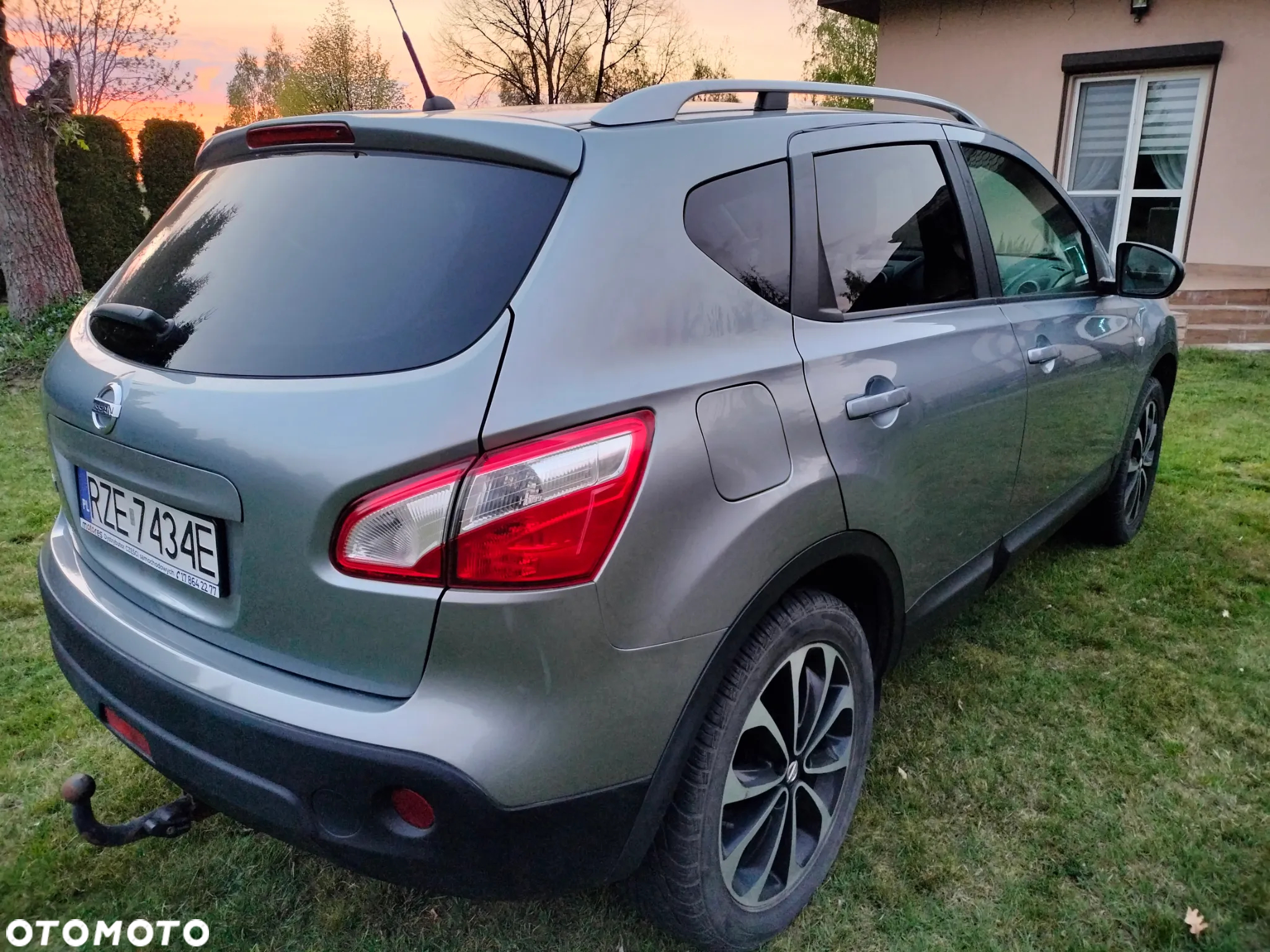 Nissan Qashqai - 2