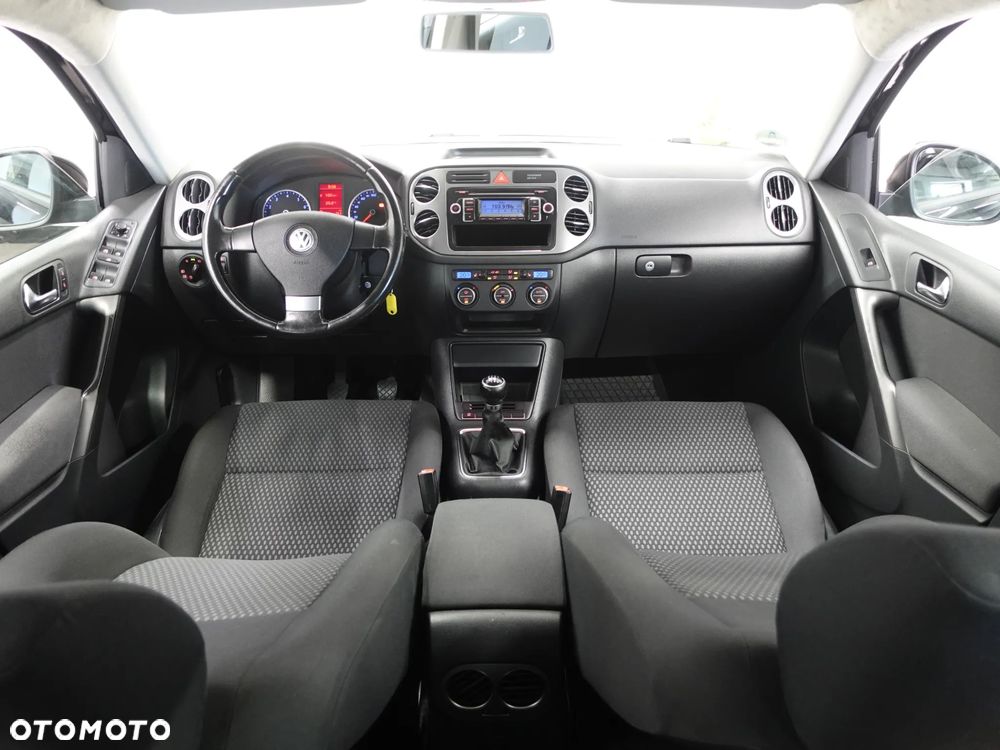 Volkswagen Tiguan 1.4 TSI BlueMotion Technology Trend & Fun - 26