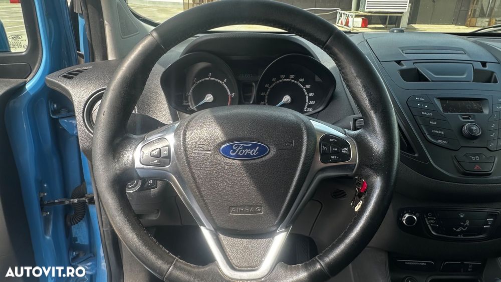 Ford Tourneo Courier 1.5 TDCi Trend - 20