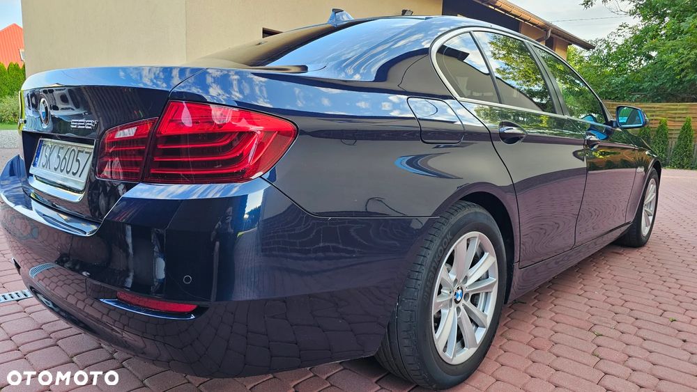 BMW Seria 5 528i xDrive Sport-Aut Luxury Line - 5