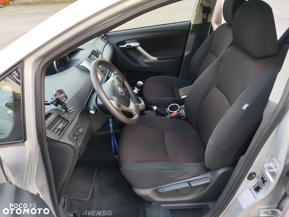 Toyota Verso 1.8 Sol plus 7os - 29