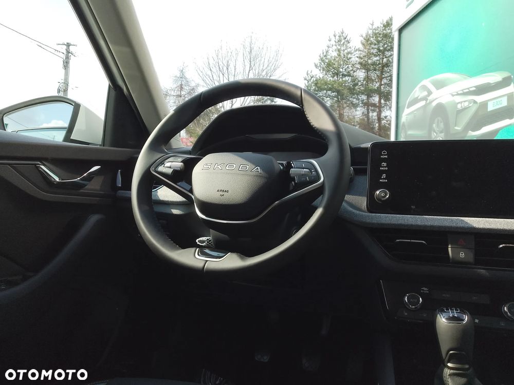 Skoda Kamiq 1.0 TSI Drive - 10