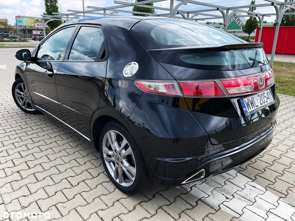 Honda Civic 1.8 GT Special Edition - 4