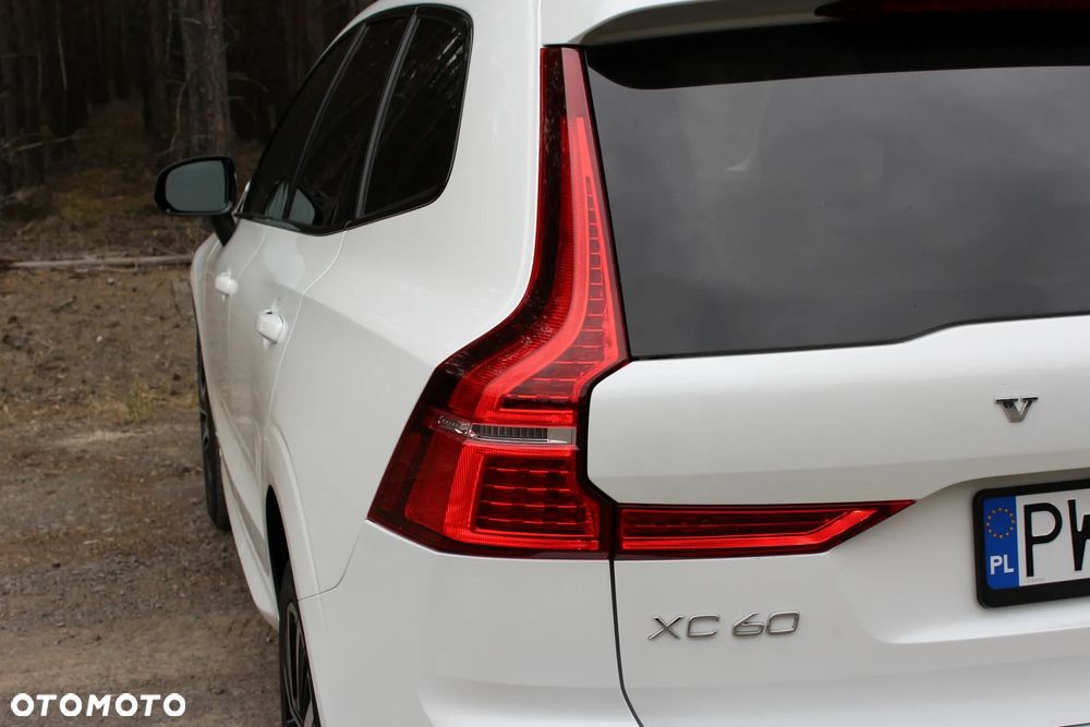 Volvo XC 60 B5 B AWD Geartronic RDesign - 12