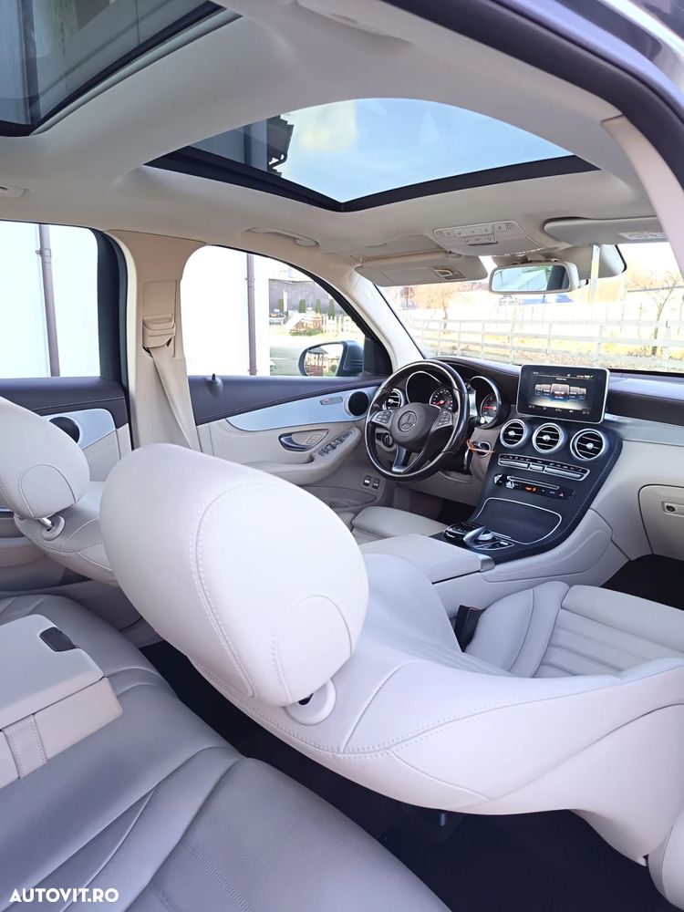 Mercedes-Benz GLC 220 d 4Matic 9G-TRONIC AMG Line - 8
