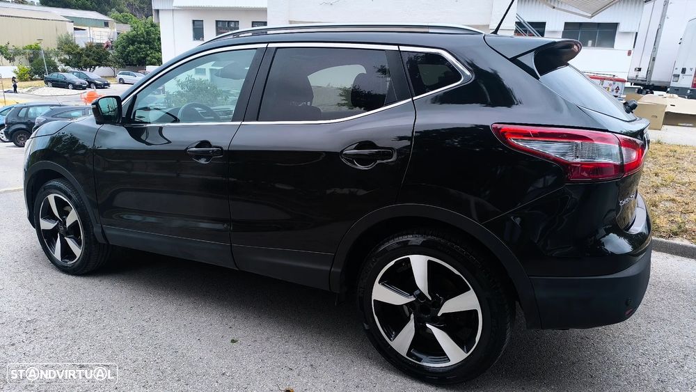 Nissan Qashqai 1.5 dCi N-Connecta 18 RS - 15