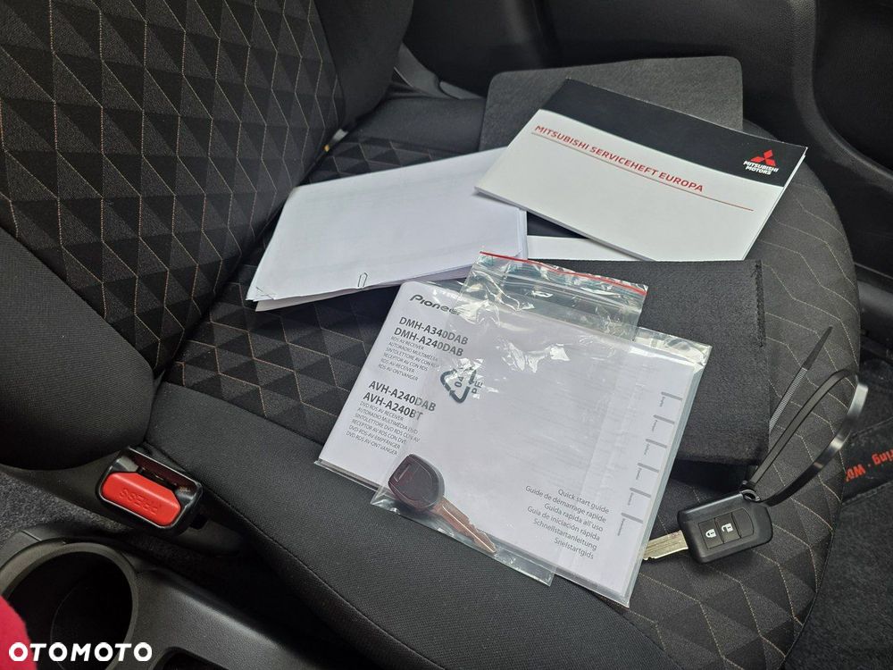 Mitsubishi Space Star - 9