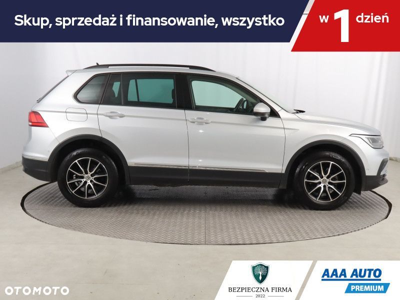 Volkswagen Tiguan - 7