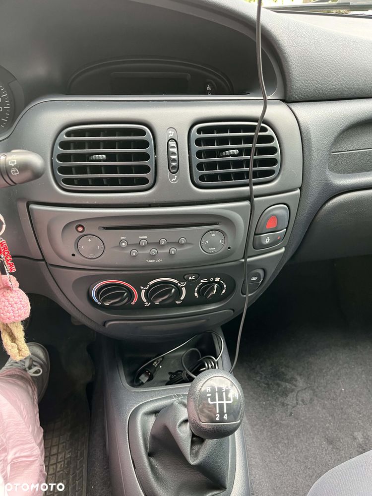Renault Megane 1.4 16V Authentique - 9