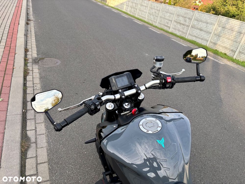Yamaha MT - 18