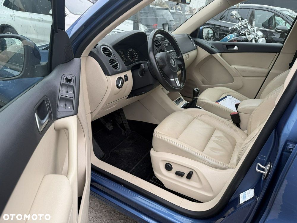 Volkswagen Tiguan - 5