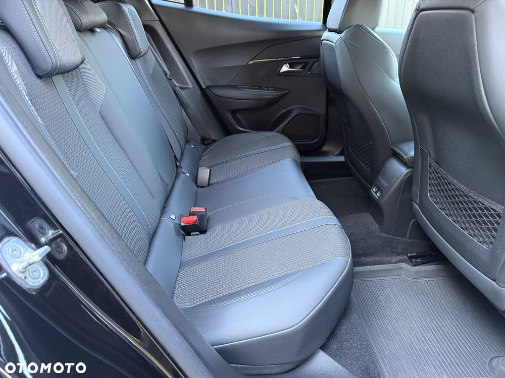Peugeot 2008 1.5 BlueHDi GT Pack S&S EAT8 - 11