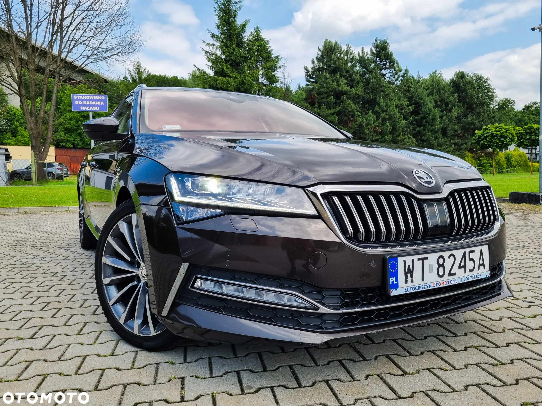 Skoda Superb 2.0 TDI 4x4 L&K DSG - 24
