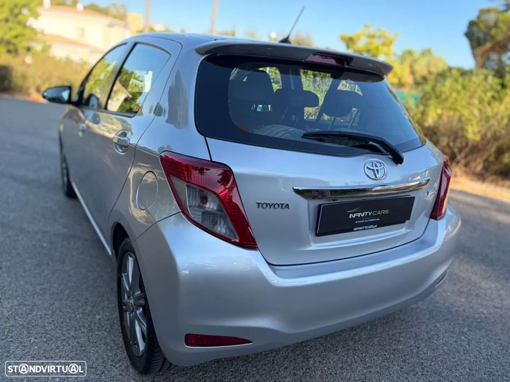 Toyota Yaris 1.33 VVT-i Sport CVT+Navi - 8