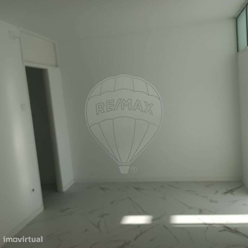 Apartamento T1 para arrendamento - Grande imagem: 2/7