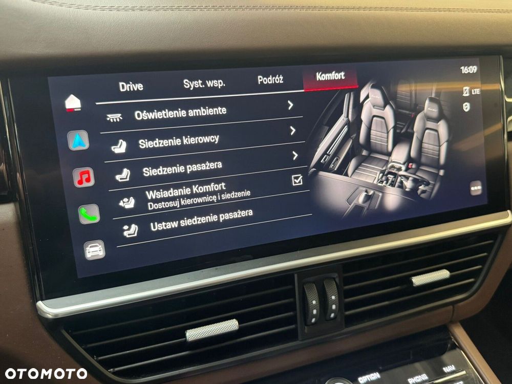 Porsche Cayenne - 25