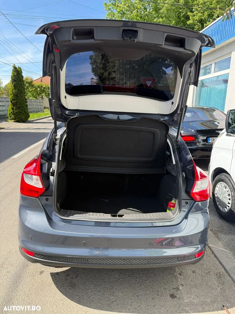 Ford Focus 1.6 TDCI DPF Start-Stopp-System Titanium - 3