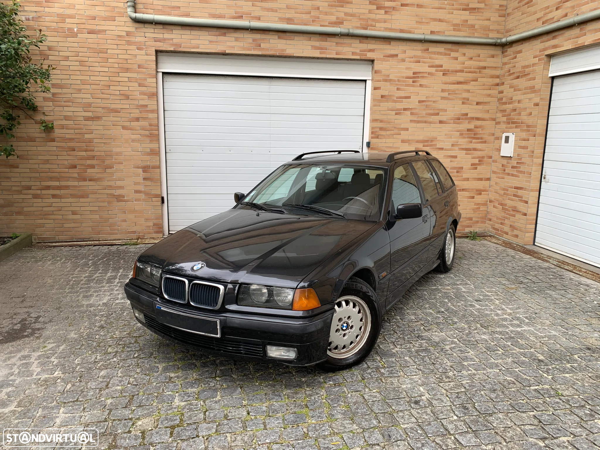 BMW 318 tds Touring Sport - 3