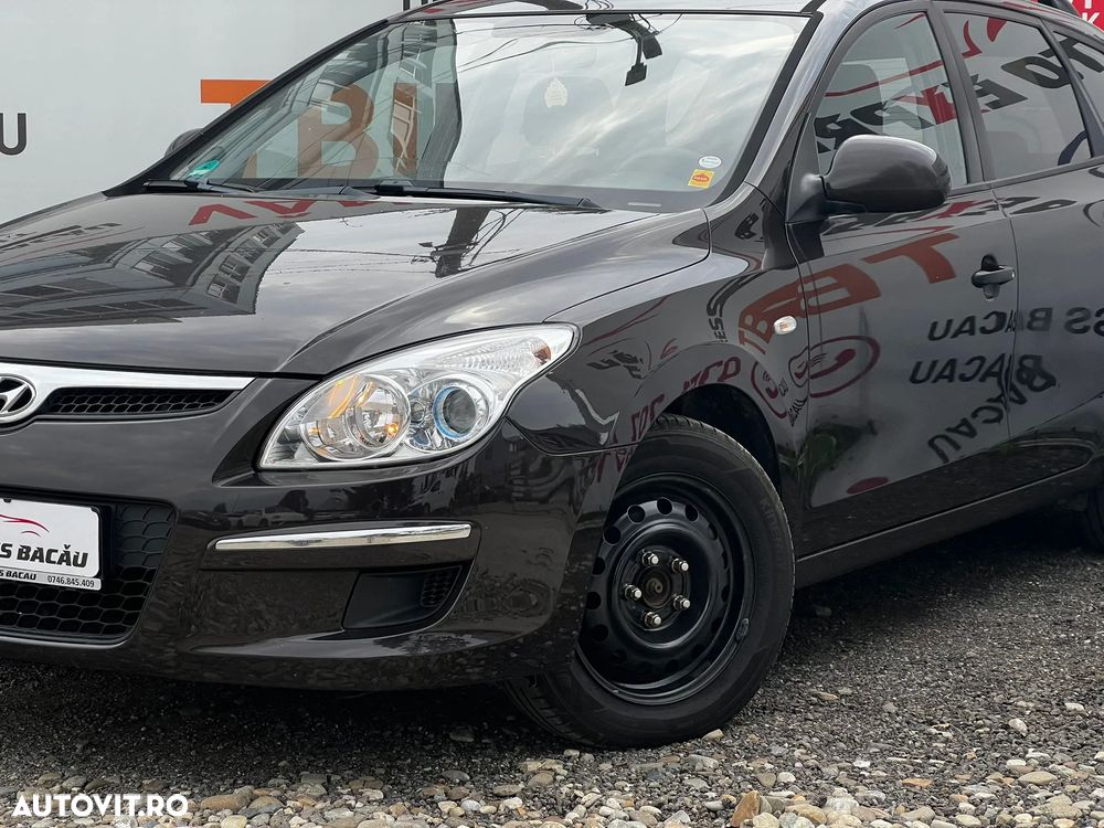 Hyundai i30 1.6 CRDI Classic - 11