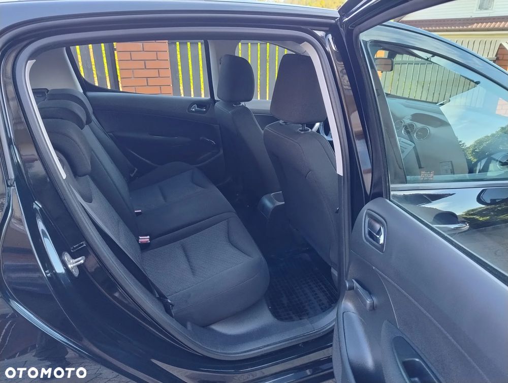 Peugeot 308 - 16
