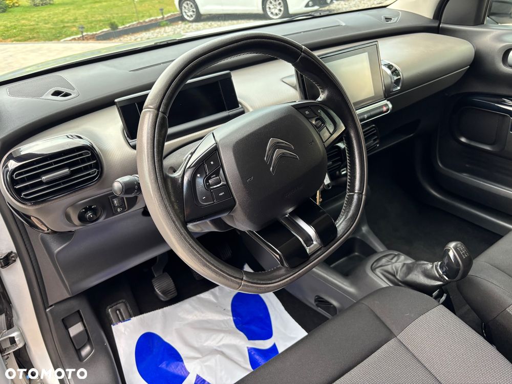 Citroën C4 Cactus - 16