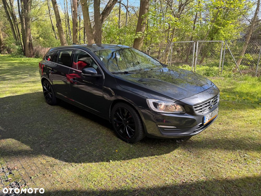 Volvo V60 D3 Drive-E Dynamic Edition (Momentum) - 8