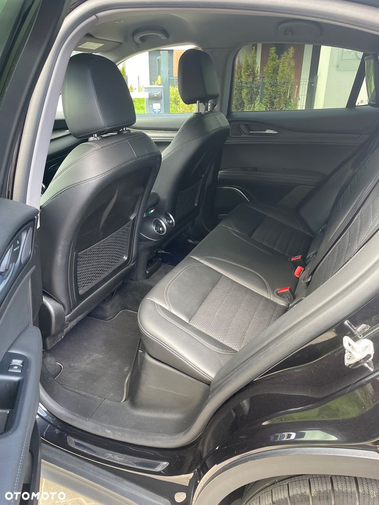 Alfa Romeo Stelvio 2.2 JTDM Q4 - 10
