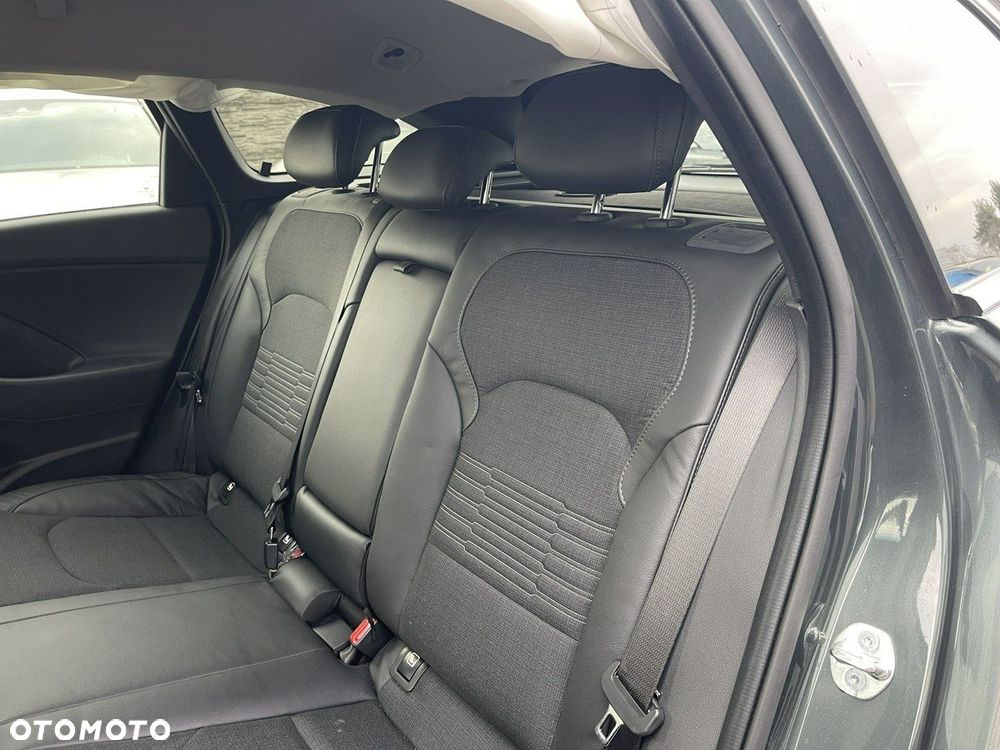 Hyundai i30 1.5 T-GDI 48V-Hybrid Advantage - 13