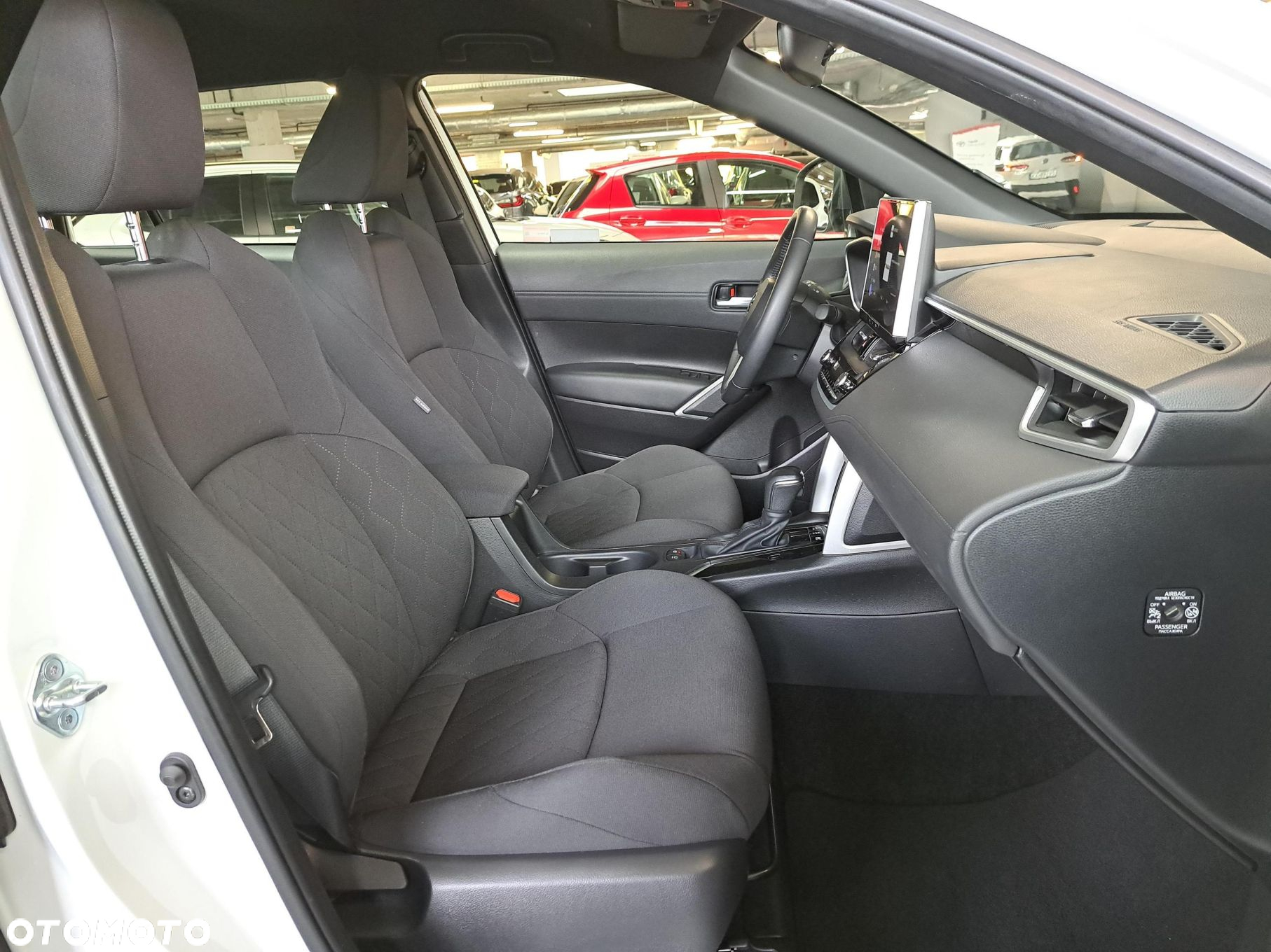 Toyota Corolla Cross 2.0 Hybrid Comfort - 11