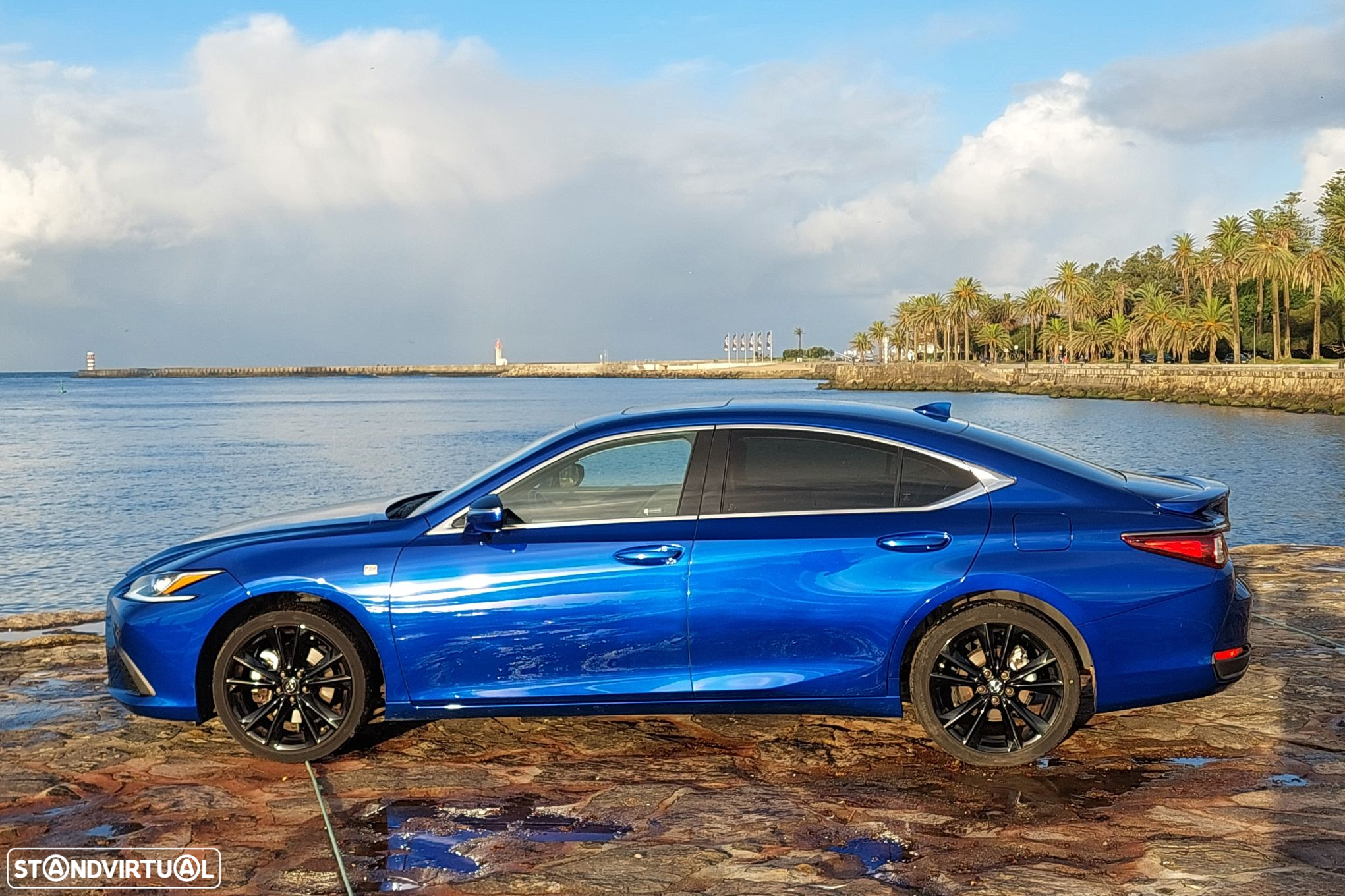 Lexus es-300h Sport - 7