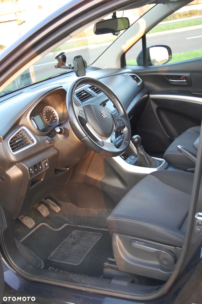 Suzuki SX4 S-Cross 1.6 Premium - 12