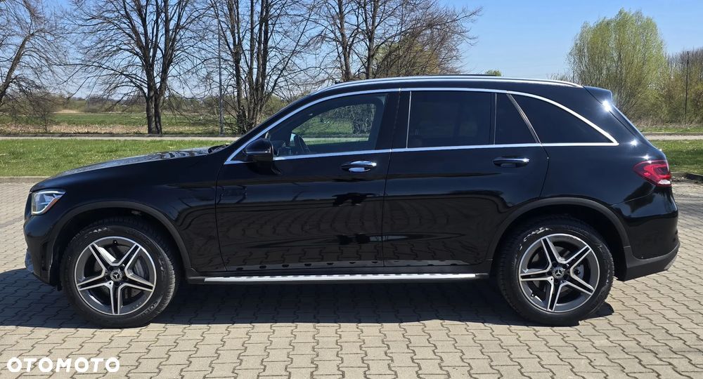 Mercedes-Benz GLC 300 4Matic 9G-TRONIC AMG Line Plus - 2