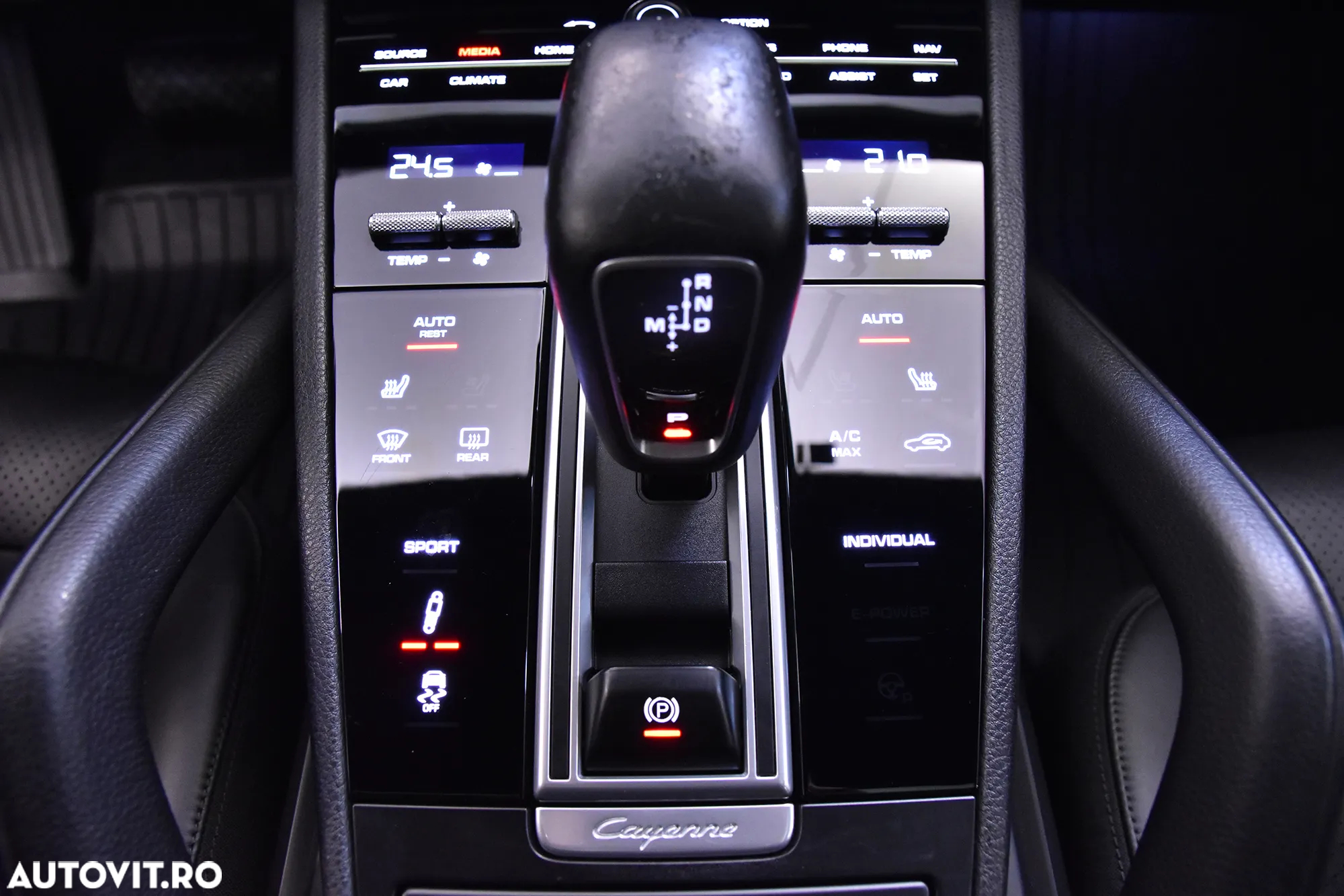 Porsche Cayenne - 17