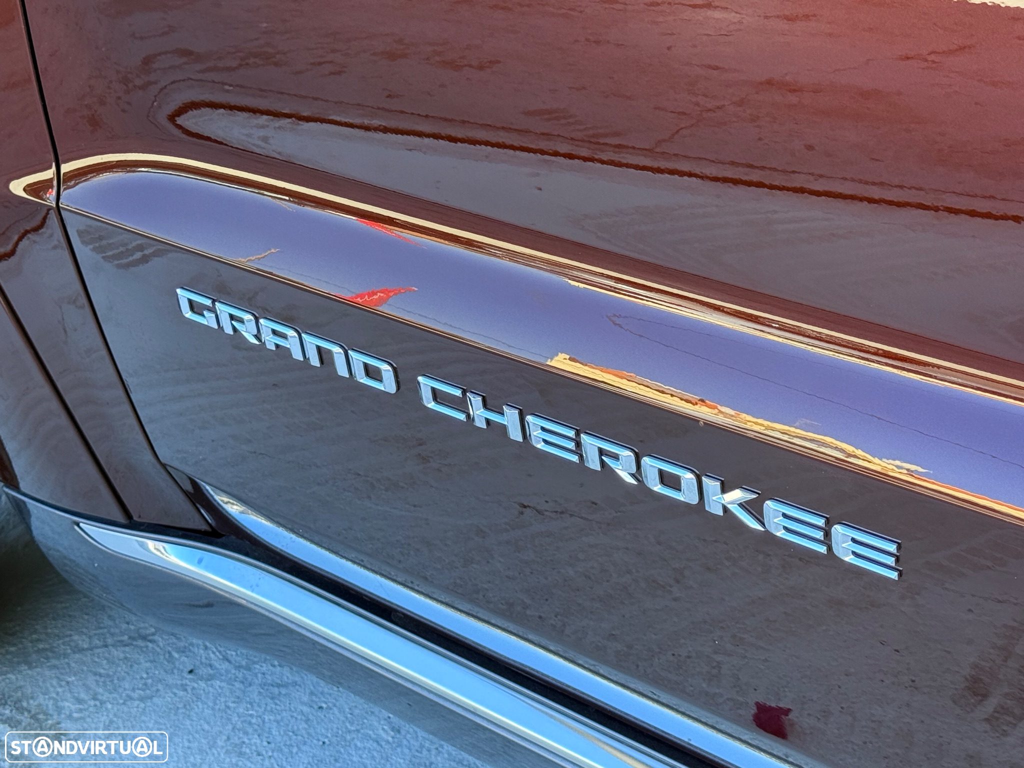 Jeep Grand Cherokee 5.7 V8 HEMI 4WD Auto Summit - 5