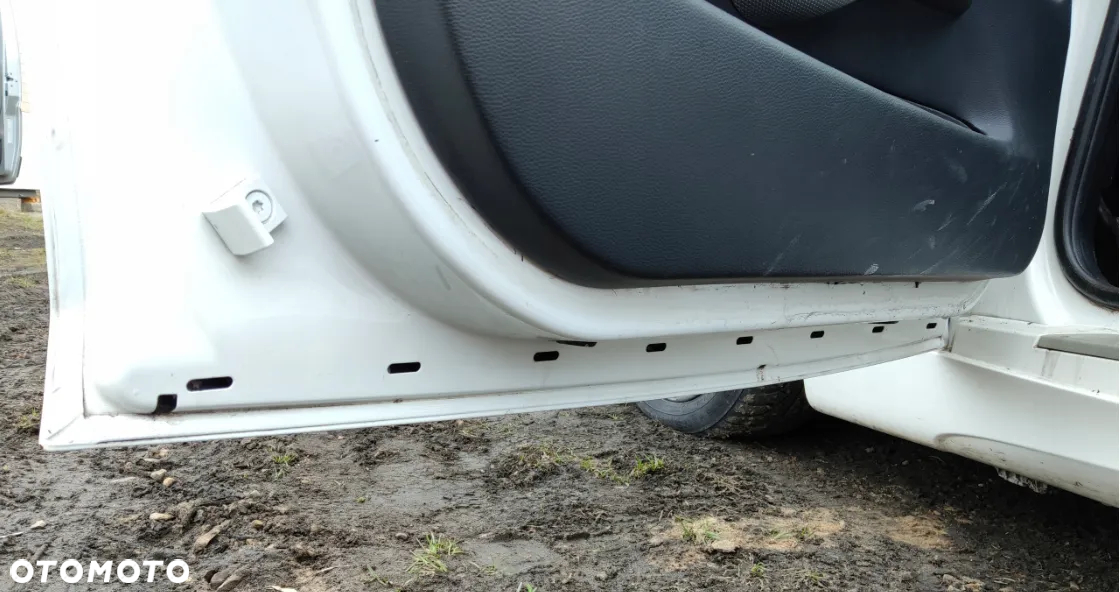BMW 1 e87 DRZWI PRAWE LEWE PRZÓD PRZEDNIE ALPINWEISS III 300 - 4