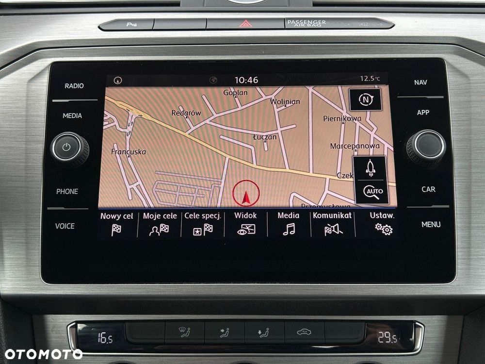 Volkswagen Passat 2.0 TDI SCR Trendline - 28