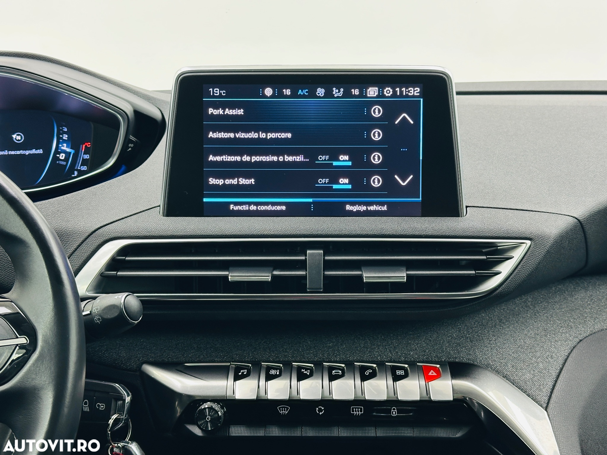 Peugeot 3008 BlueHDi 130 Stop & Start Allure Business-Paket - 26