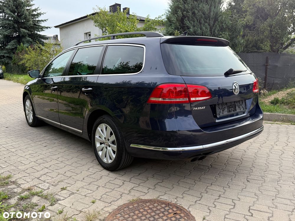 Volkswagen Passat 2.0 TDI Comfortline - 6